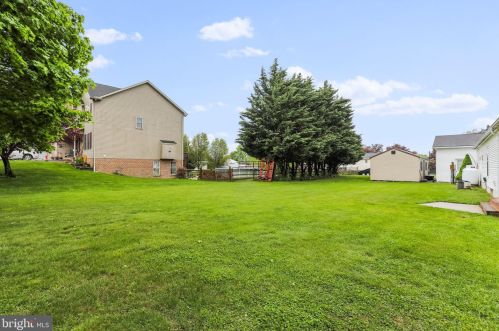 1439 Mainsville Rd, Lees Cross Roads PA  17257-9274 exterior