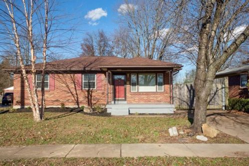 4003 Slack Ave, Louisville, KY 40229-1151