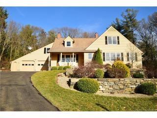 25 Wonderview Dr, Tolland, CT 06084-2826