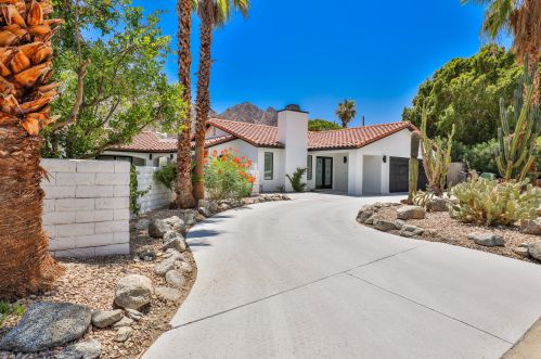 54780 Avenida Obregon, La Quinta CA  92253-3712 exterior