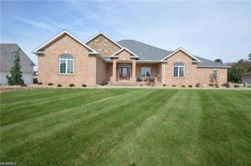 3788 Tuscany Ct, Youngstown, OH 44514-5330