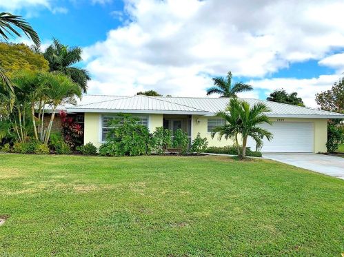 2823 16th Pl, Cape Coral, FL 33904-4002