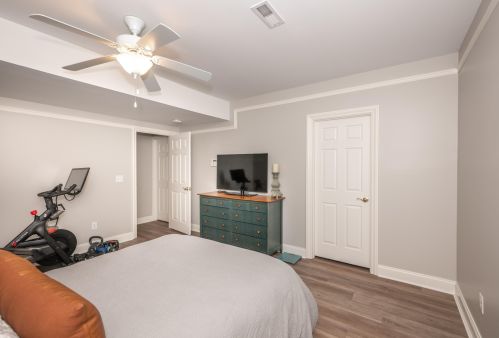 917 Keeneland Green Dr, Hamilton KY  41091-8025 exterior