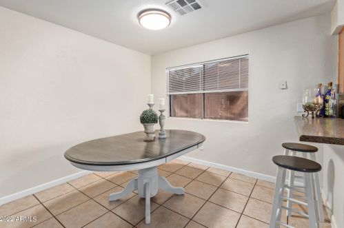 3068 89 Dr, Phoenix AZ 85037-1171 exterior