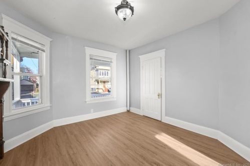 219 6th St, Bridgeport CT  06607-1046 exterior