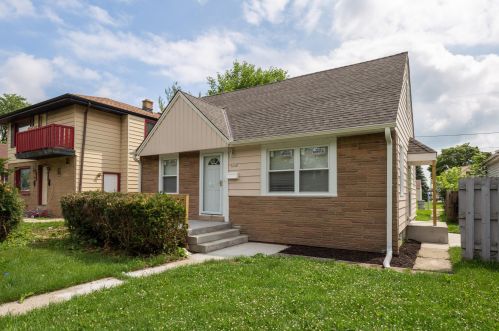 6156 36th St, Milwaukee WI  53221-4620 exterior