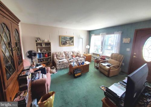 862 Trestle Ct, Lincoln Colliery, PA 17963-9746