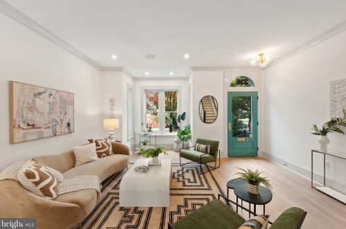 236 11th St, Washington DC  20002-6218 exterior