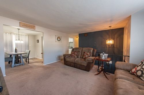 741 Sara Ln, Verona PA  15147-2636 exterior