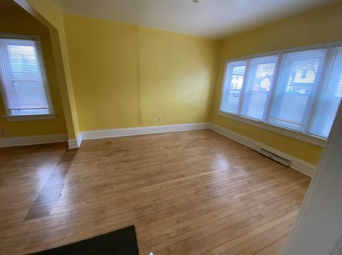 1510 Scott St, Milwaukee, WI 53204-2271