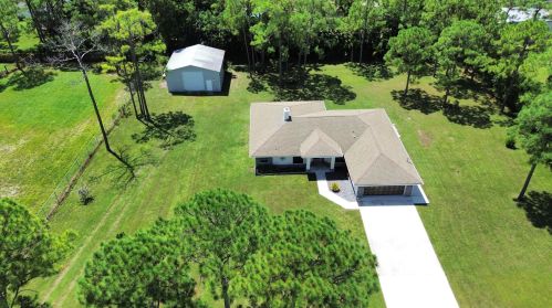13596 89th Pl, West Palm Beach, FL 33412-2639