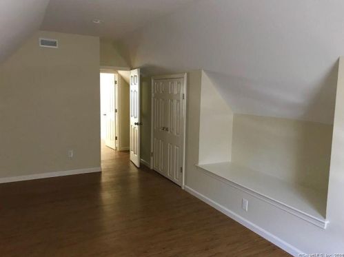 119 Ledgeside Ave, Waterbury CT  06708-2707 exterior