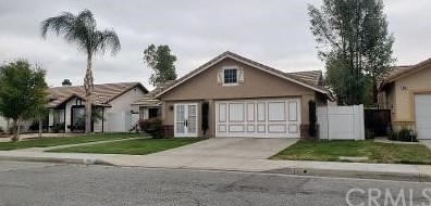 380 Cambridge Dr, San Jacinto, CA 92583-6518