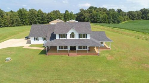 4305 Warren Rd, Somerville, TN 38060-4316