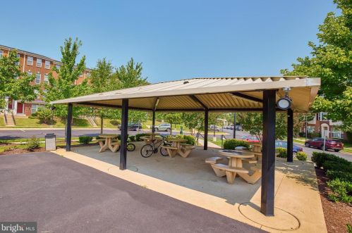 15120 Lilywood Ln, Haymarket VA  20169-6248 exterior