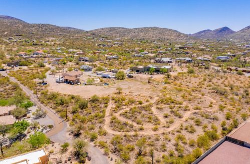 45444 20th St, Phoenix AZ 85087-7526 exterior