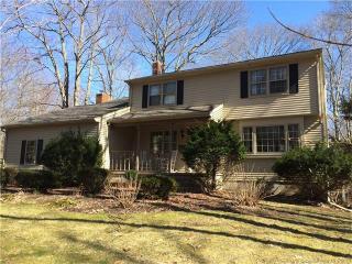 455 Hoop Pole Rd, Guilford CT  06437-1223 exterior