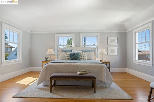 834 Calmar Ave, Oakland CA  94610-1731 exterior