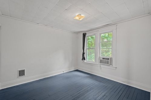 7706 Cannon St, Pittsburgh PA  15218-2109 exterior