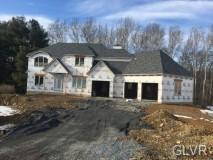 3075 Jordan Rd, Orefield, PA 18069-2204