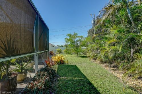 211 12th St, Cape Coral FL  33990-2025 exterior