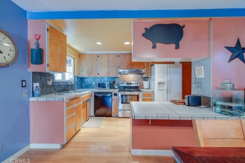 1390 Arlington Dr, Chico CA  95926-1556 exterior