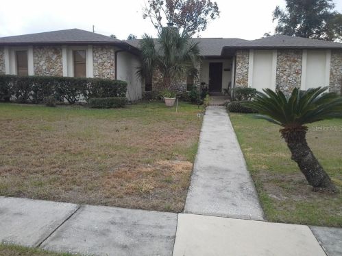 8232 Village Green Rd, Orlando, FL 32818-5743
