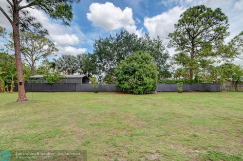 16217 93rd Rd, Town Of Loxahatchee Groves FL  33470-5177 exterior