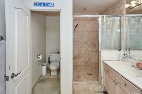 18161 Patronella Ave, Torrance CA  90504-3900 exterior