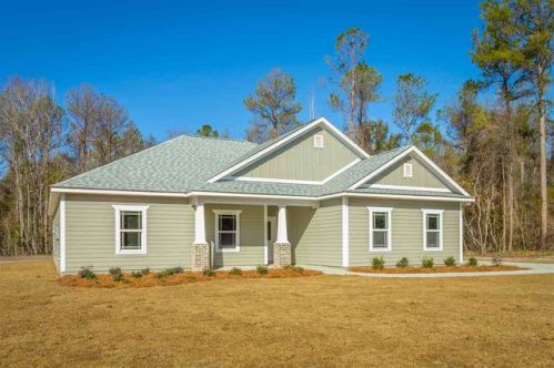 466 Parkside Cir, Crawfordville, FL 32327-7417