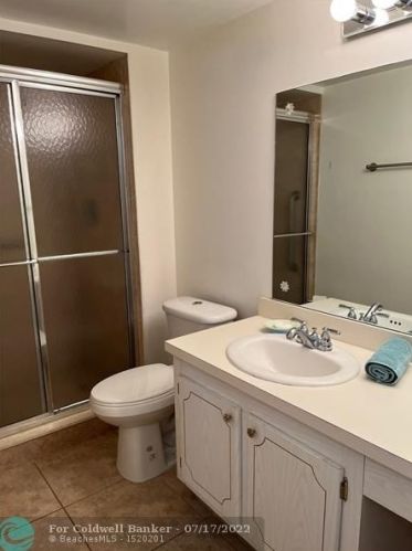 313 Wellington B, West Palm Beach, FL 33417-2536