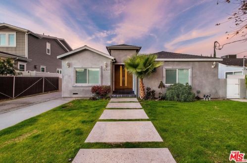 12427 Kling St, North Hollywood, CA 91604-1215