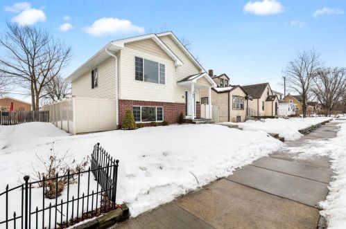 345 3rd Ave, South Saint Paul, MN 55075-2613