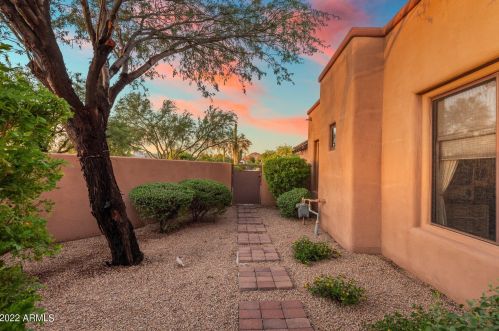 8537 Los Gatos Dr, Scottsdale AZ 85255-5063 exterior