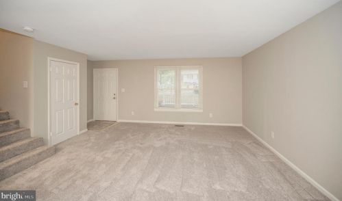 5512 Carousel St, Fredericksburg VA  22407-1205 exterior