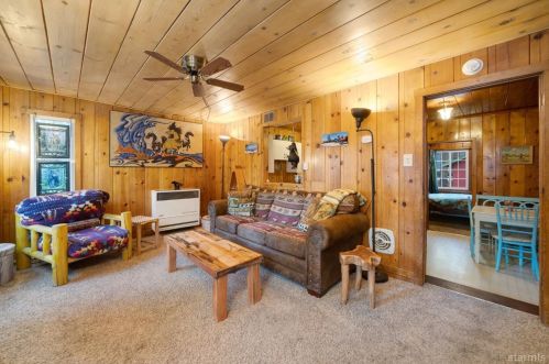 2601 Pinter Ave, South Lake Tahoe CA  96150-3015 exterior