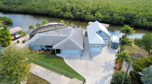 17801 Broadway Ave, Fort Myers Beach, FL 33931-3020