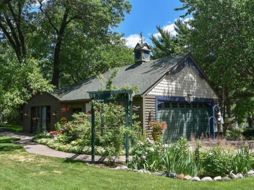 13167 Kerry St, Minneapolis, MN 55448-1111