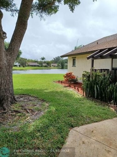 73 Via De Casas Norte, Boynton Beach, FL 33426-8854