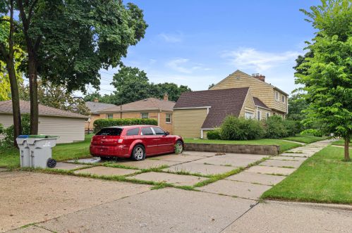 4480 70, Milwaukee WI 53218-5408 exterior