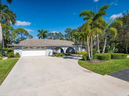 1905 Imperial Golf Course Blvd, Naples FL  34110-1007 exterior