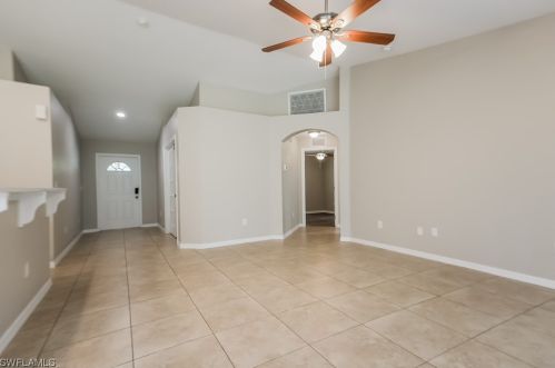 2817 51st St, Lehigh Acres FL  33971-4836 exterior