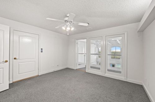 8018 Channelview Dr, Galveston, TX 77554-9040