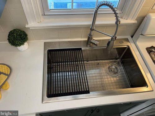 115 Arlington Ave, Camden NJ  08107-1901 exterior