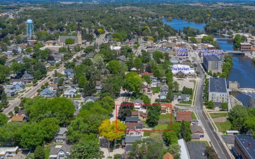 407 Washington St, Watertown, WI 53094-6133