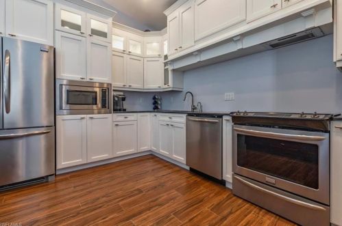 425 Countryside Dr, Naples FL  34104-6723 exterior
