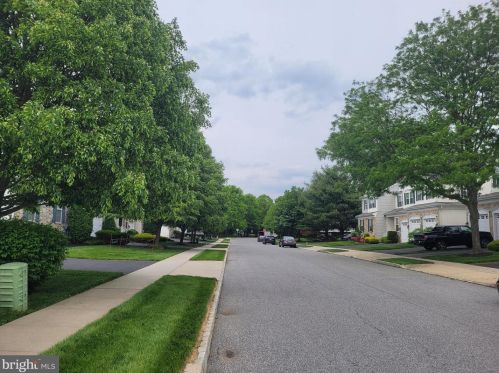 16 Portsmouth Cir, Glen Mills PA  19342-2625 exterior