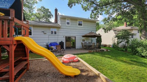 2212 Jersey Ave, Scotch Plains NJ  07076-4618 exterior