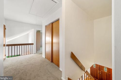 241 Marple Rd, Haverford PA  19041-1029 exterior