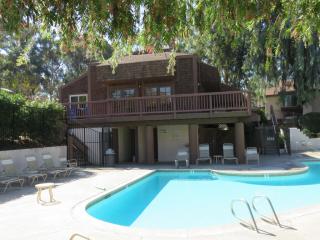 9728 Caminito Doha, San Diego CA  92131-1625 exterior